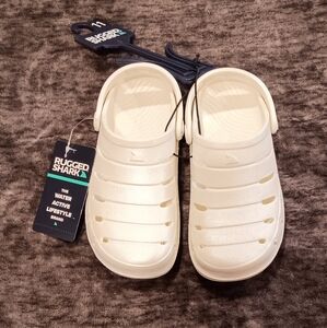 Rugged Shark Kids Cream Sandals